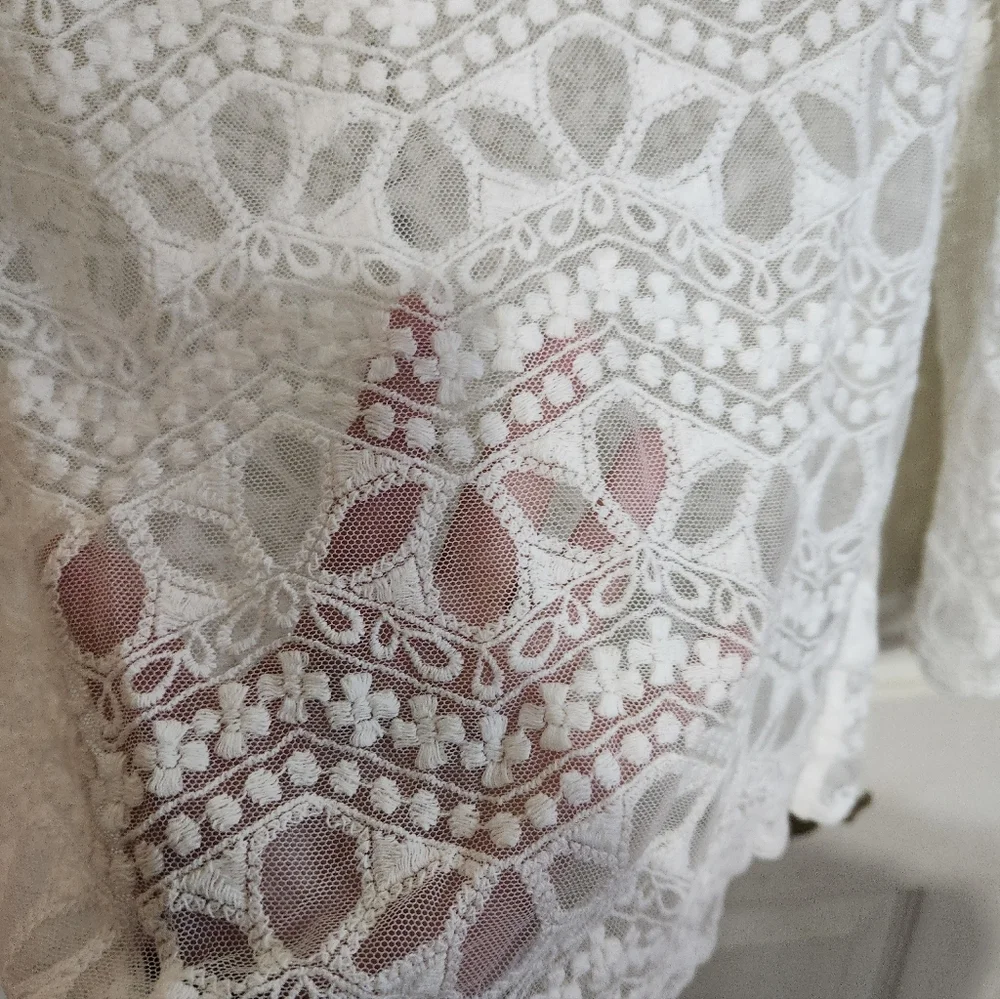 Divided Ivory Lace Women's Blouse - Picture 7 of 10